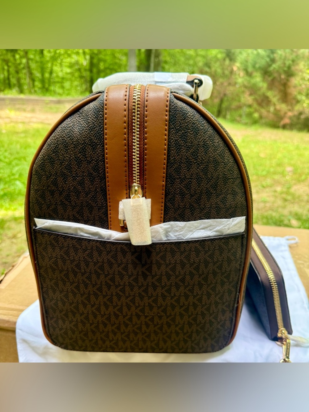 Michael Kors Brown & Black Stripe Bedford XLTravel Duffle & Matching wristlet - Picture 5 of 16